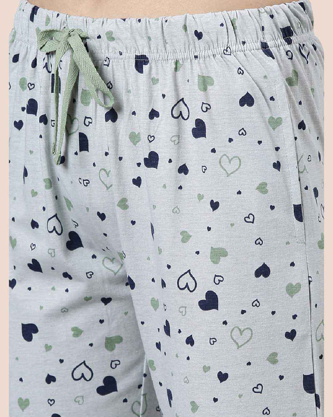 Comfortable Light Green & Grey Printed Women Lounge Wear Pyjama Set