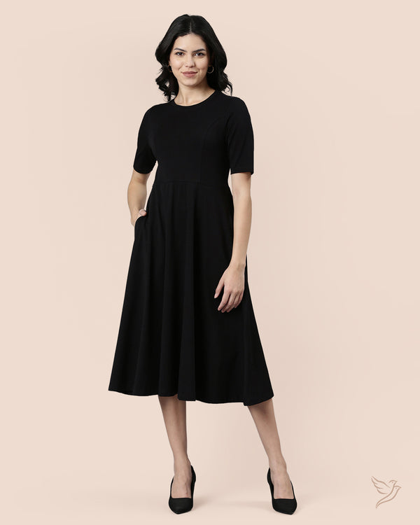 Women Solid Cotton Knitted Dress - Carbon Black