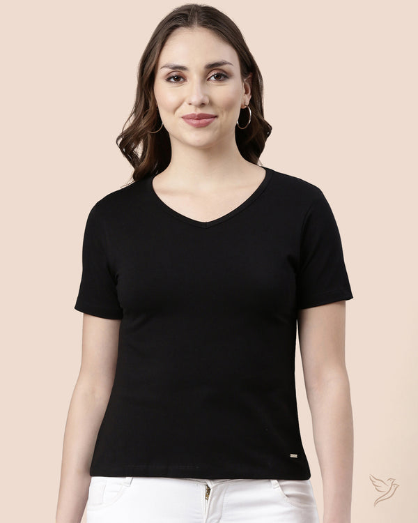 Black Basic V - Tee