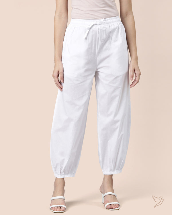 White Women Pleated Pant 