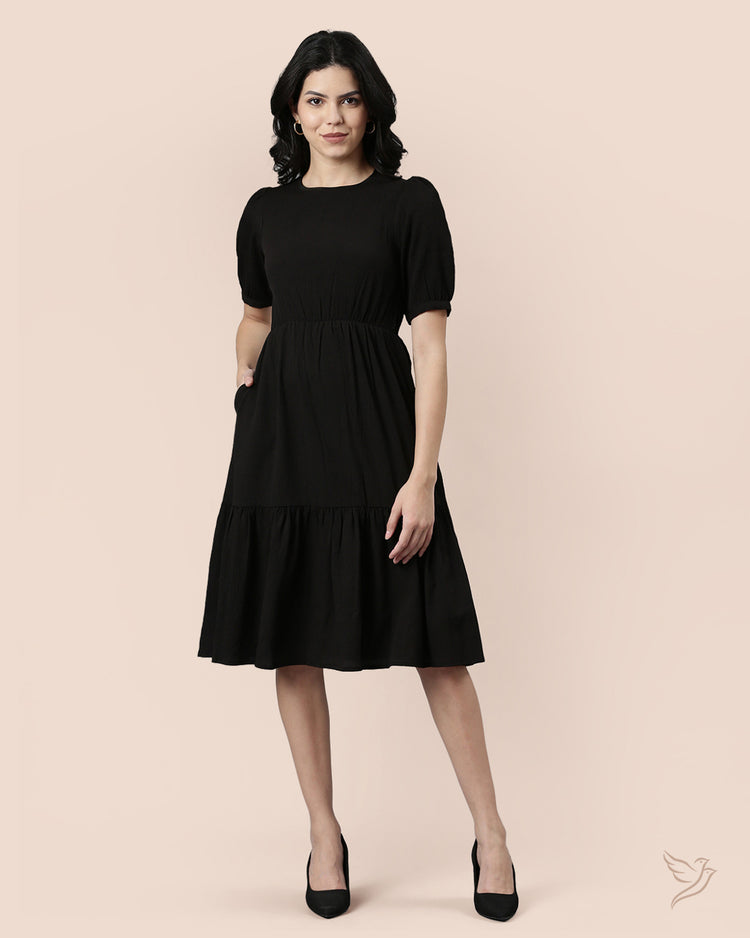 Buy Black Women Stylish Solid Wrinkle Dress Online – Twin Birds Store