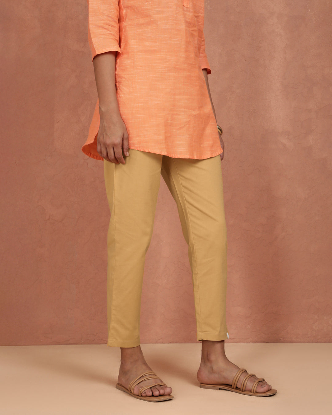Cotton Stretch Straight Pant - Caramel Custard.