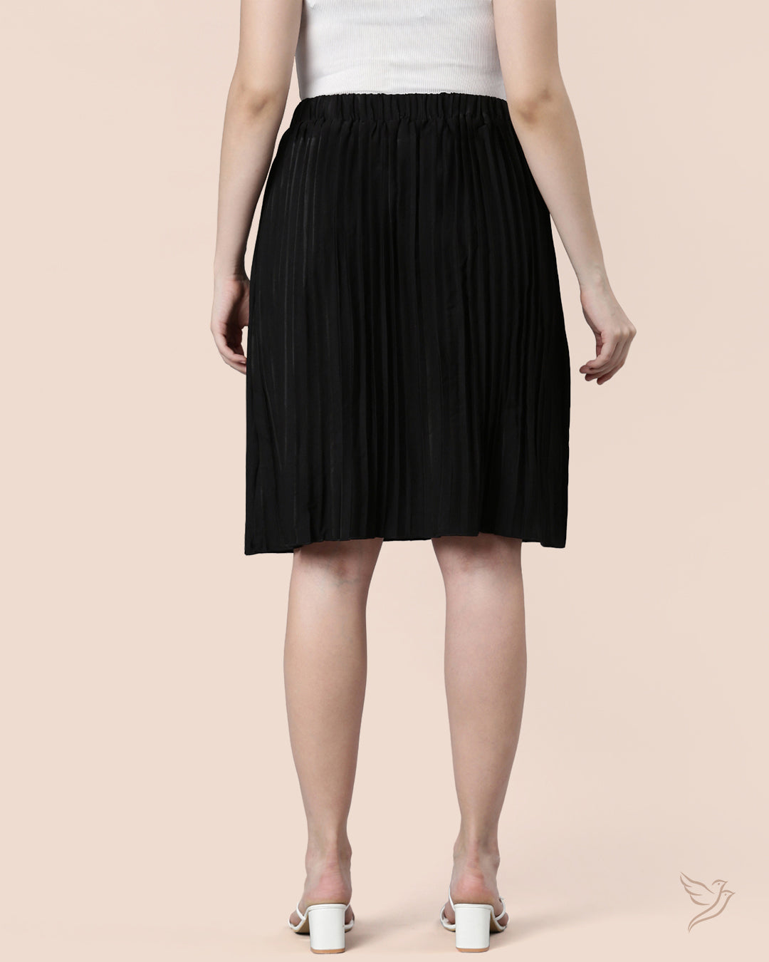 Luxury Raven Women Pleated Skirt