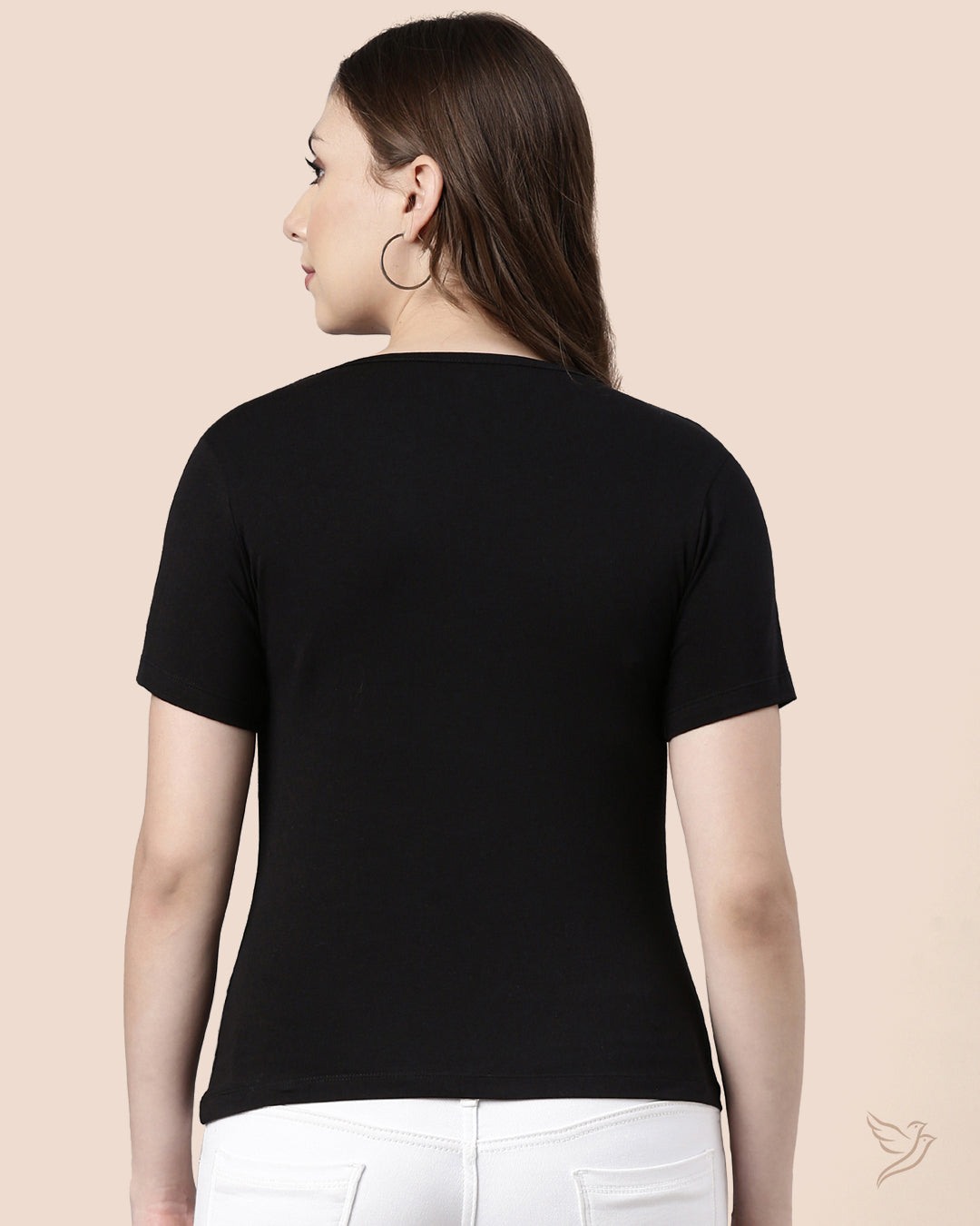 Stylish Black Basic V - Tee