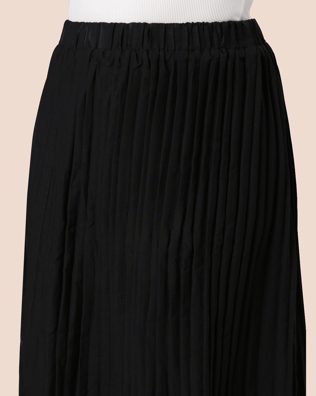 Stretchy Raven Women Pleated Skirt