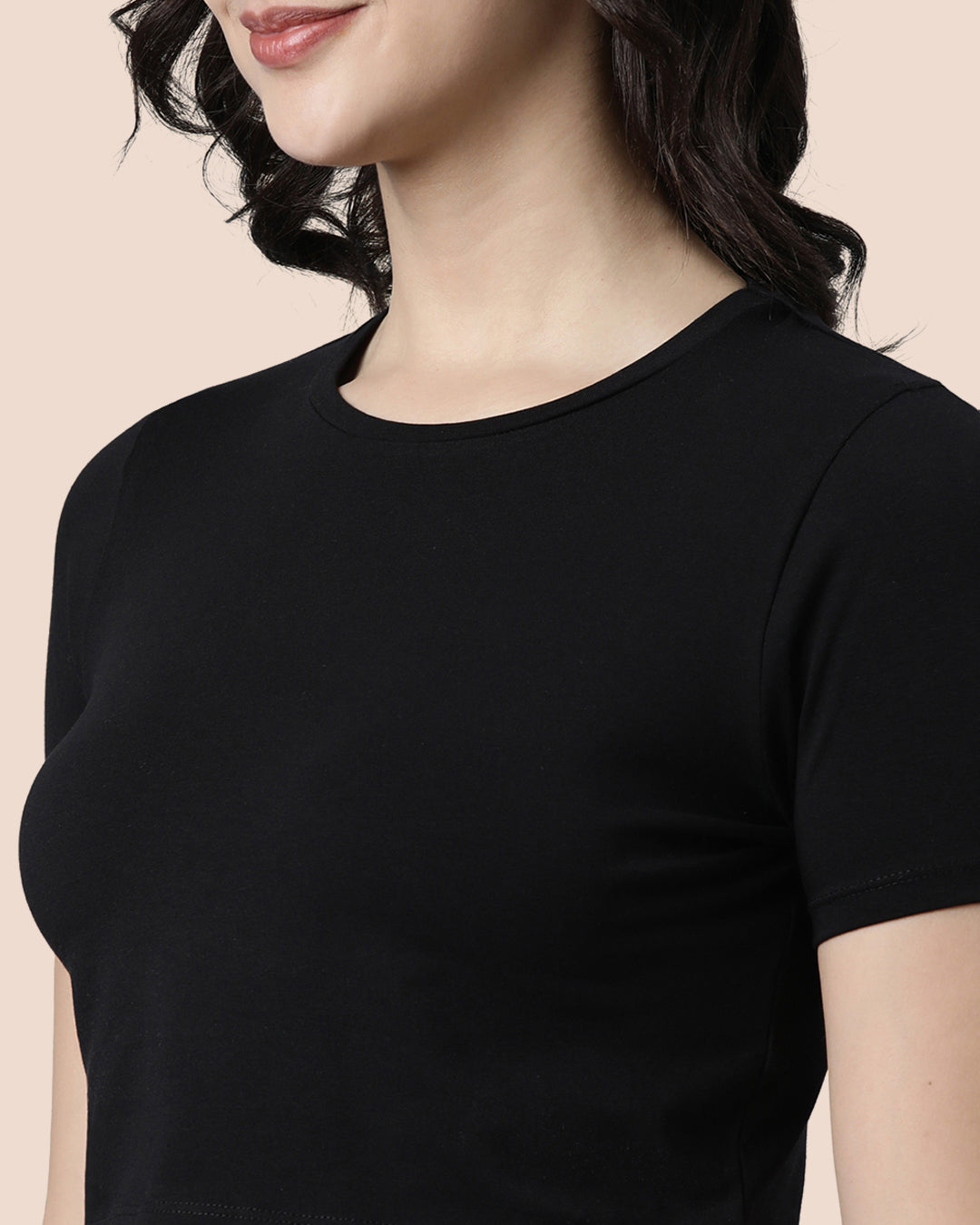 Comfortable Black  Women Crop Top