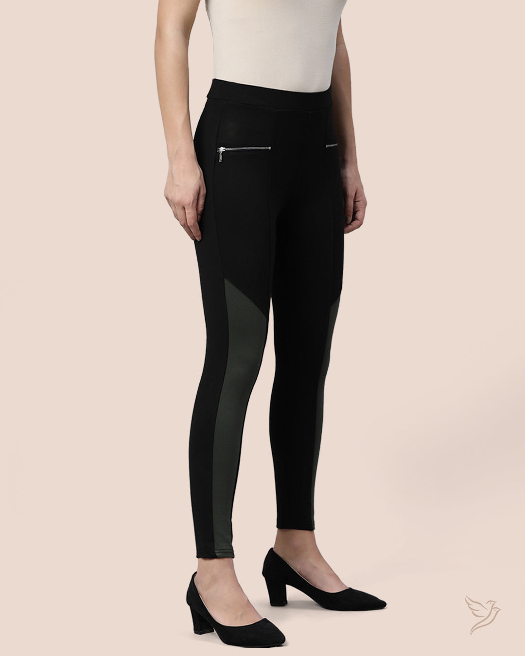 Black & Green Zipped Treggings for Women